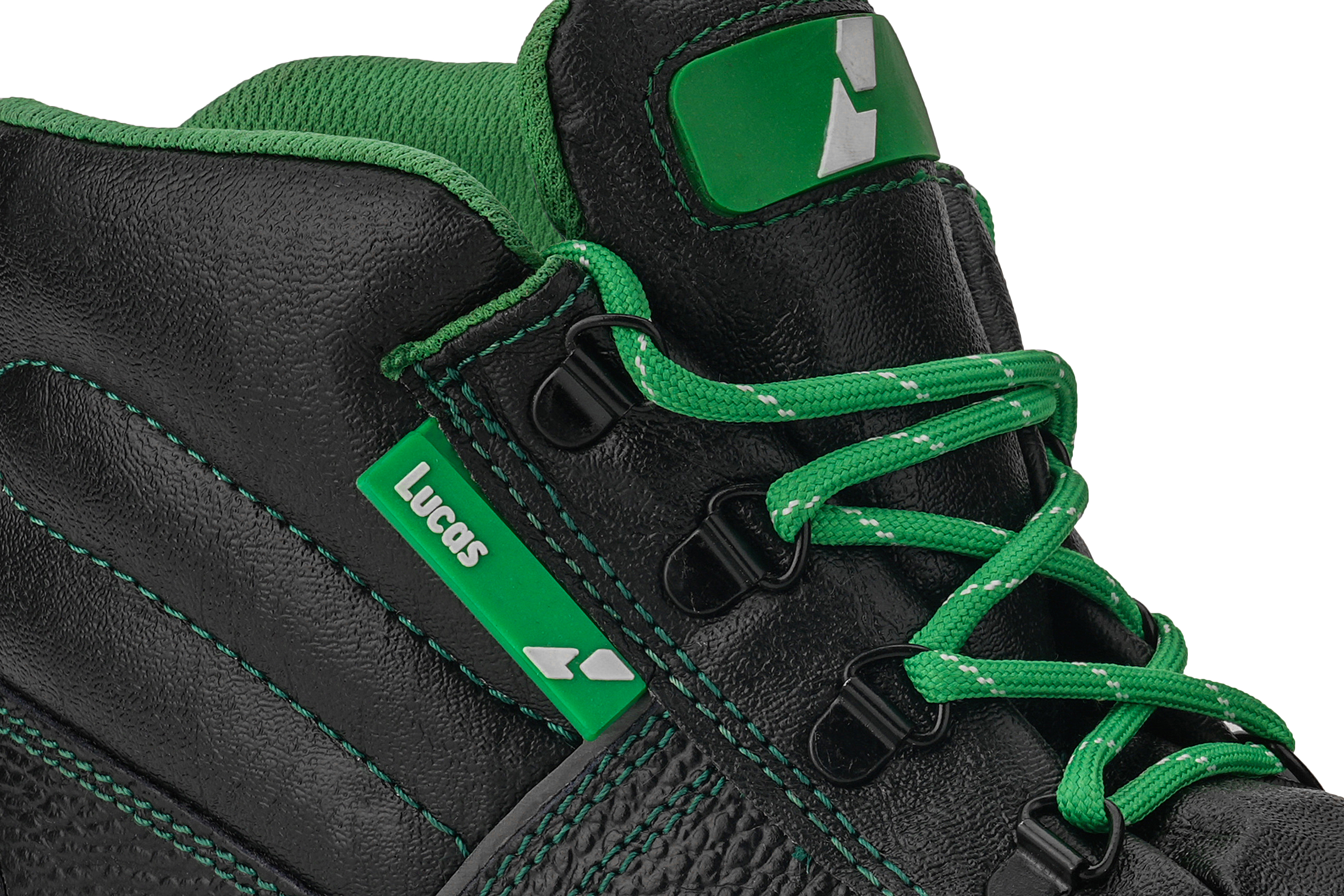 safety-boots-in-road-construction-why-they-matter